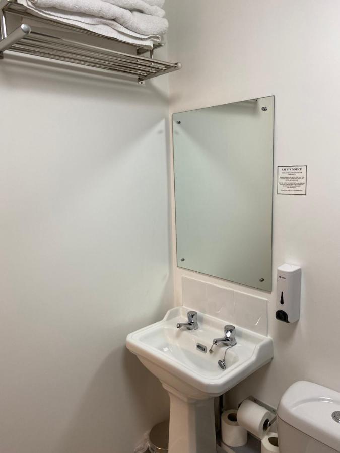 The Grand Harbour Hotel Илфракомб Екстериор снимка